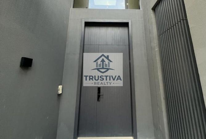 77303345 - صورة العقار 3