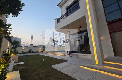 Villa - 5 Bedrooms - 7 Bathrooms for sale in Al Yasmeen 1 - Al Yasmeen - Ajman