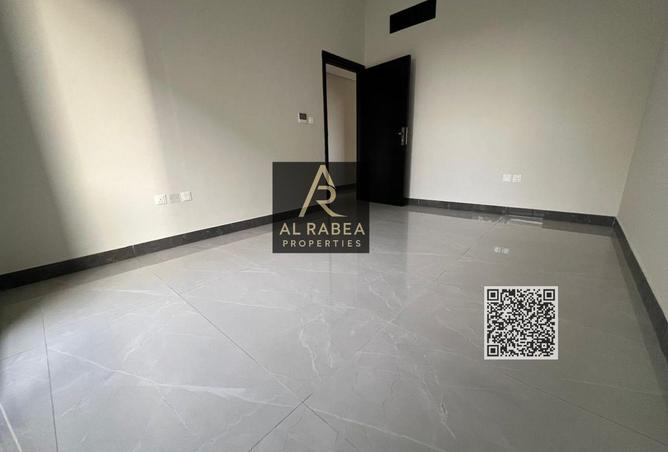 73163995 - Property Image 2