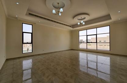 Villa - 5 Bedrooms - 7 Bathrooms for rent in Nad Al Sheba 4 - Nad Al Sheba - Dubai Villa - 5 Bedrooms - 7 Bathrooms for rent in Nad Al Sheba 4 - Nad Al Sheba - Dubai
