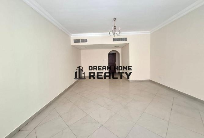 121102747 - Property Image 3