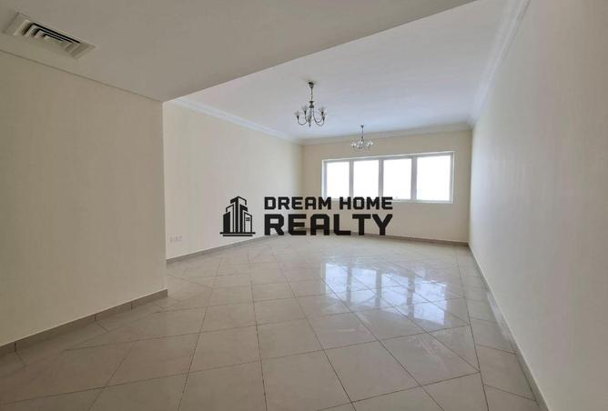 121102747 - Property Image 2