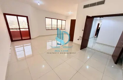 Apartment - 3 Bedrooms - 3 Bathrooms for rent in Airport Road - Abu Dhabi