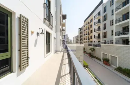 Apartment - 2 Bedrooms - 2 Bathrooms for sale in La Rive Building 2 - La Rive - Port de La Mer - La Mer - Jumeirah - Dubai