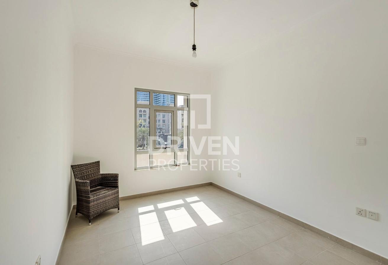 Boulevard View duplex | Spacious with Maids Room photo 8
