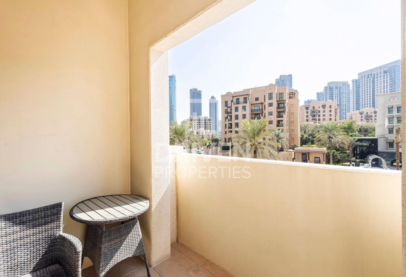 Boulevard View duplex | Spacious with Maids Room photo 16