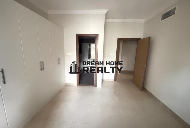 126562002 - Property Image 2
