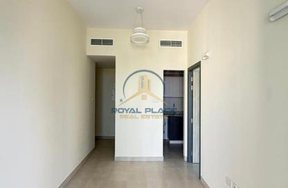 Apartment - 1 Bedroom - 2 Bathrooms for rent in Central Park Tower - District 12 - Jumeirah Village Circle - Dubai