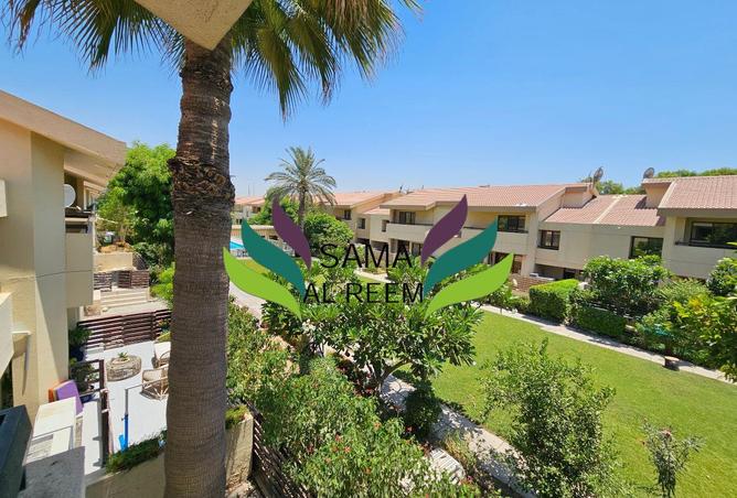 4 Bed Compound Villa | Jumeirah 3 | Shared pool photo 1