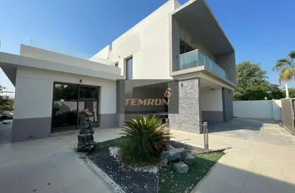 Villa - 4 Bedrooms - 6 Bathrooms for sale in Redwoods - Yas Acres - Yas Island - Abu Dhabi