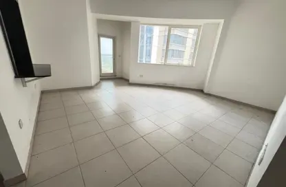 شقة - 2 غرف نوم - 2 حمامات للايجار في بلو تاور - شارع الشيخ زايد - دبي