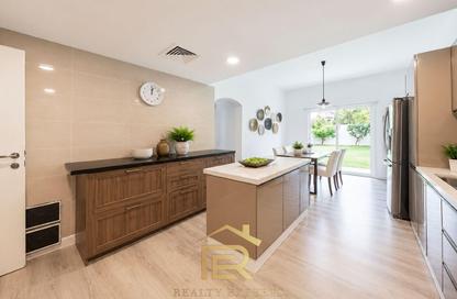 Villa - 6 Bedrooms - 7 Bathrooms for rent in Meadows 1 - Meadows - Dubai