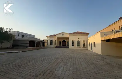فيلا - 4 غرف نوم - 5 حمامات للبيع في 1 الرقيب - الرقيب - عجمان