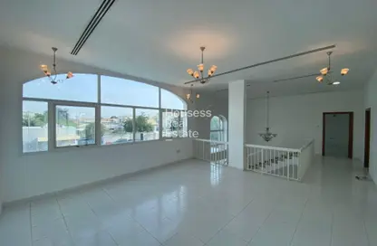 فيلا - 5 غرف نوم - 7 حمامات للايجار في فلل البرشاء 3 - البرشاء 3 - البرشاء - دبي