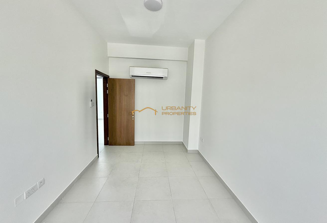 Spacious Staff Accommodation Villa for Rent photo 7