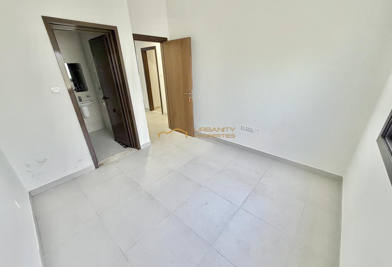 Spacious Staff Accommodation Villa for Rent photo 16