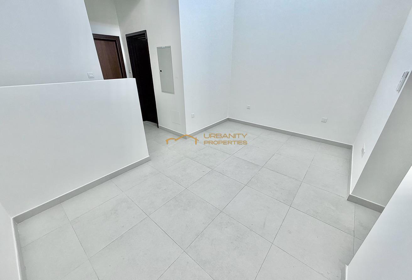 Spacious Staff Accommodation Villa for Rent photo 4