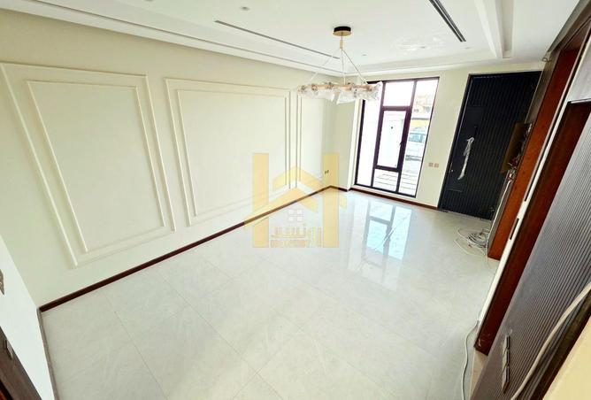 81962807 - Property Image 3