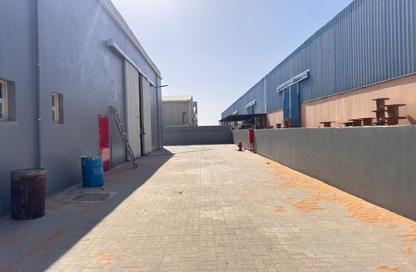 Show Room - Studio - 1 for rent in Umm Al Thuoob - Umm Al Quwain