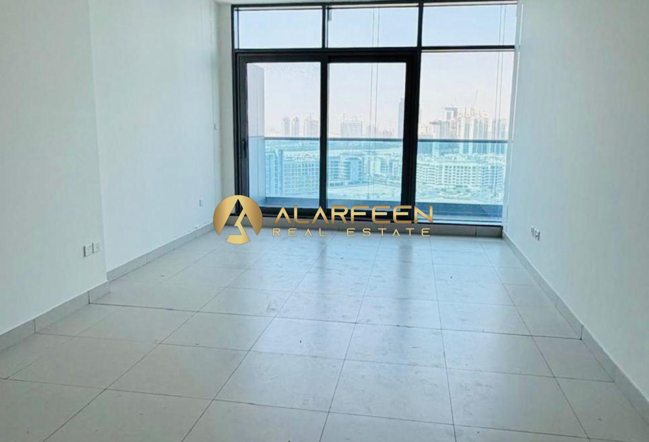 Chiller Free | Big Balcony | Elegant 1 BR photo 2