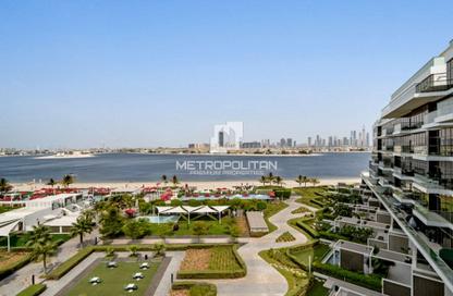 Apartment - 3 Bedrooms - 4 Bathrooms for sale in The 8 - The Crescent - Palm Jumeirah - Dubai