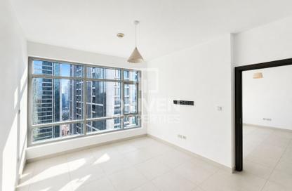 Apartment - 1 - 2 for rent in The Lofts West - The Lofts - Downtown Dubai - Dubai Apartment - 1 - 2 for rent in The Lofts West - The Lofts - Downtown Dubai - Dubai