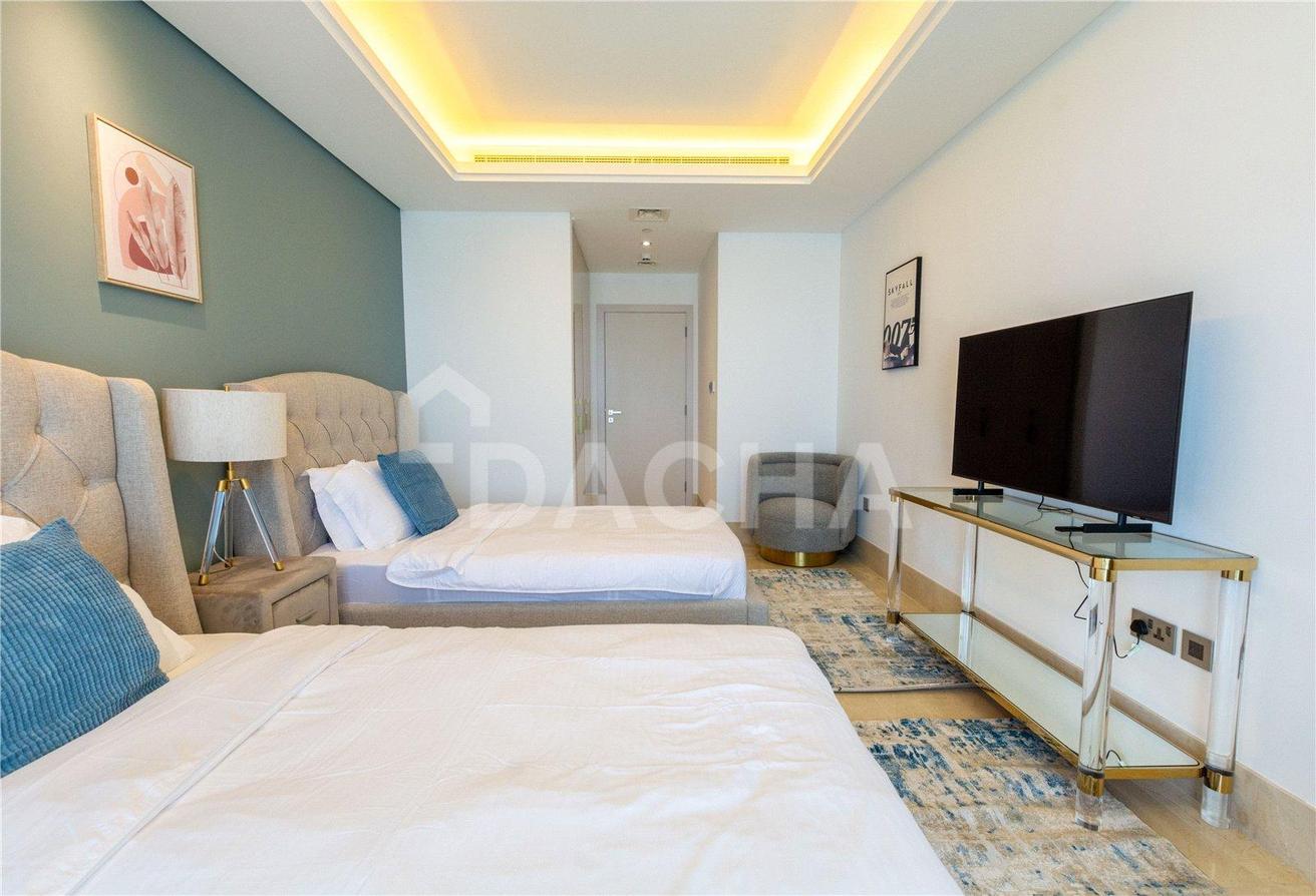 Marina and Sea View | Furnished | Vacant photo 16