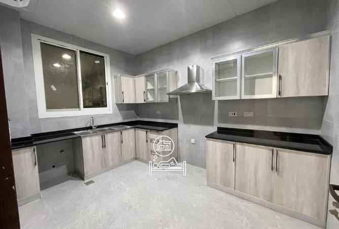 80715246 - Property Image 3