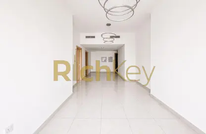 Apartment - 1 Bedroom - 2 Bathrooms for rent in The Square Tower - District 13 - Jumeirah Village Circle - Dubai