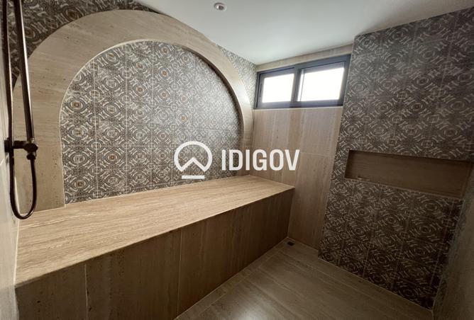 135183203 - Property Image 3