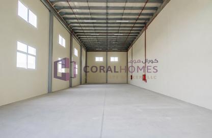 Warehouse - Studio for rent in Dubai Investment Park 1 (DIP 1) - Dubai Investment Park (DIP) - Dubai