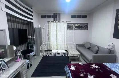 Apartment - Studio - 1 Bathroom for rent in Al Majaz 3 - Al Majaz - Sharjah