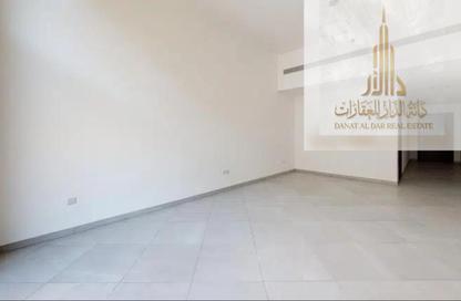 Bungalow - Studio - 3 Bathrooms for rent in Al Rashidiya Towers - Al Rashidiya - Ajman Downtown - Ajman
