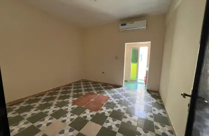 شقة - 1 حمام للايجار في الناصرية - الشرق - الشارقة