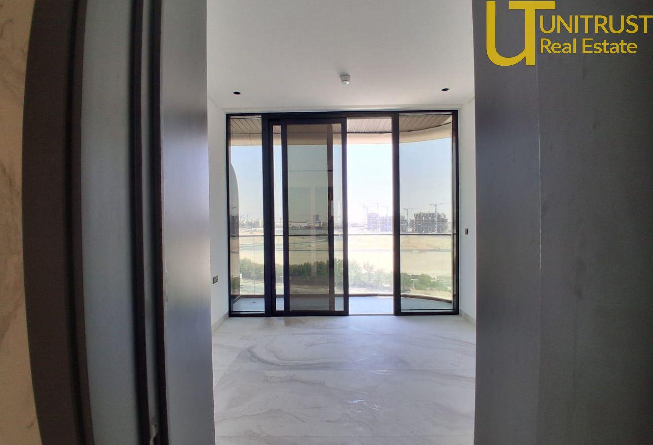 3BR+Study | Pool View | Parkside 48 | Rent photo 5