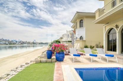 Villa - 5 - 7 for rent in Garden Homes Frond E - Garden Homes - Palm Jumeirah - Dubai