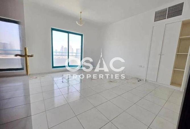 98688029 - Property Image 3