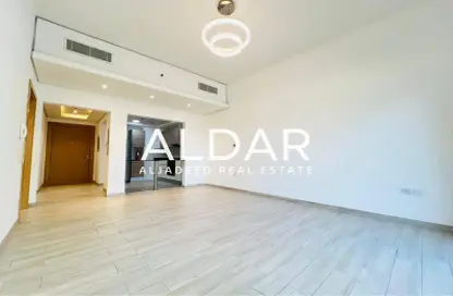 Apartment - 1 Bedroom - 2 Bathrooms for rent in Oxford Residence 1 - District 13 - Jumeirah Village Circle - Dubai