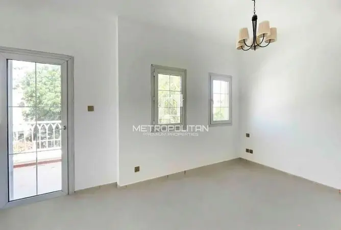123836988 - Property Image 3