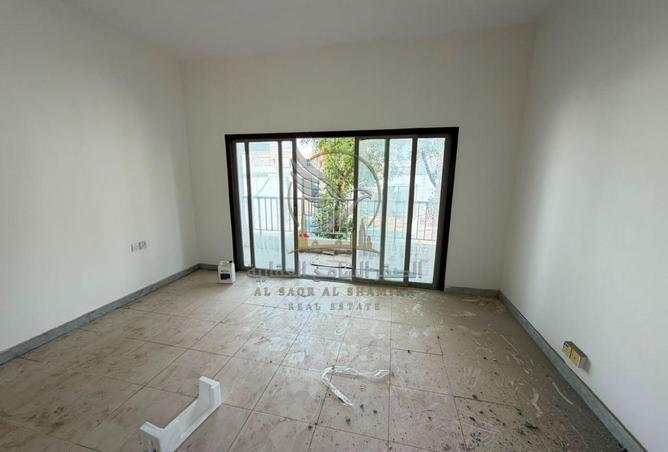 127918720 - Property Main Image