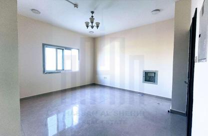 Apartment - 1 - 2 for rent in Fire Station Road - Muwaileh - Sharjah