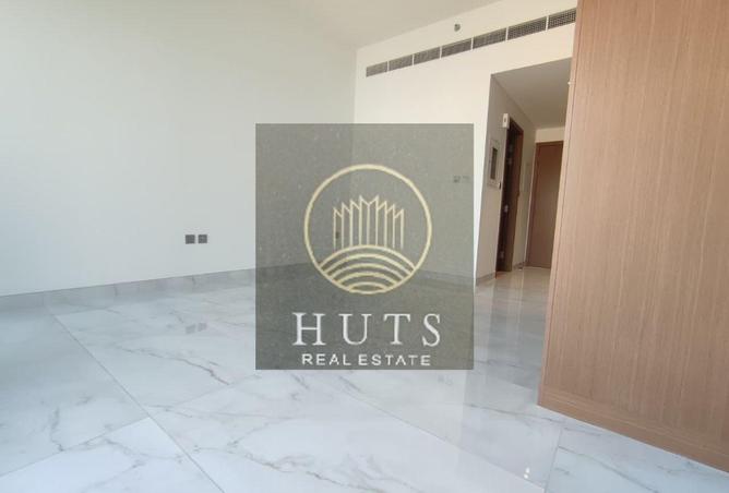 82825653 - Property Image 3