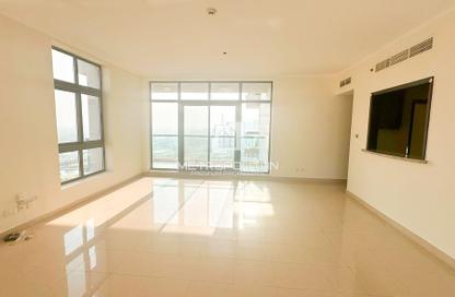 Apartment - 2 Bedrooms - 3 Bathrooms for rent in The Links West Tower - The Links - The Views - Dubai