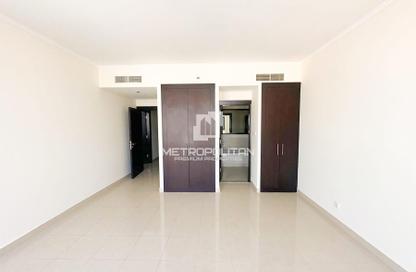 Apartment - 2 Bedrooms - 3 Bathrooms for rent in The Links West Tower - The Links - The Views - Dubai