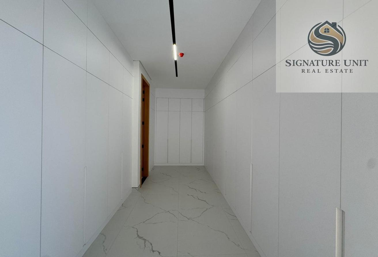 Luxury 5BR Villa with Pool | Elevator | Garden photo 13