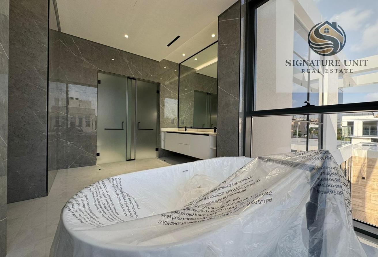 Luxury 5BR Villa with Pool | Elevator | Garden photo 27