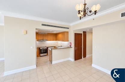 Apartment - 1 - 2 for rent in Murjan Tower - Dubai Marina Towers - Dubai Marina - Dubai