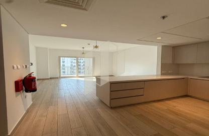 Apartment - 2 Bedrooms - 2 Bathrooms for sale in Waters Edge - Yas Island - Abu Dhabi