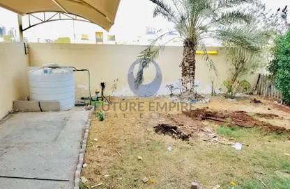 Villa - 4 Bedrooms - 5 Bathrooms for rent in Al Jafiliya Villas - Al Jafiliya - Dubai