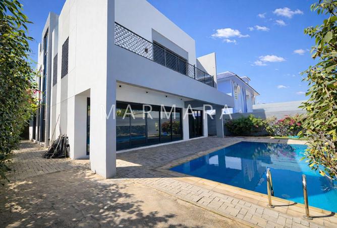 77708246 - Property Main Image